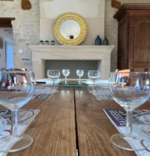 Le Douaire 6 Personnes Сasa de vacaciones *